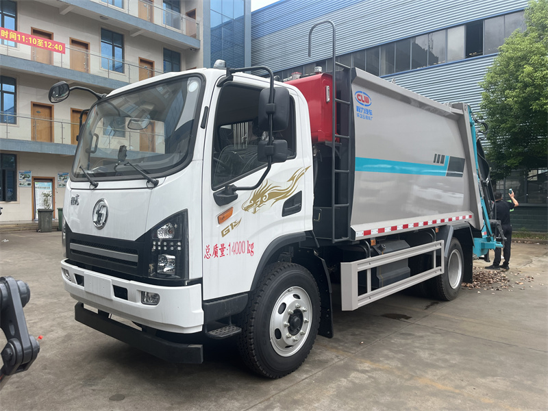 12方陜汽德龍壓縮式垃圾車(chē)